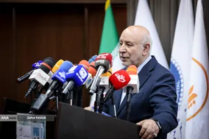 آیین رونمایی از کتاب &laquo;پزشک جامعه شناس&raquo;