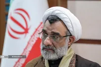 دبیر شورای عالی انقلاب فرهنگی با خانواده «وزیر شهید اطلاعات» و شهید «مهدوی» دیدار کرد