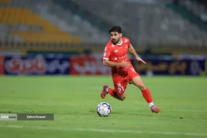 دیدار تیم&zwnj;های فوتبال پرسپولیس - چادرملو
