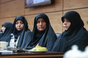 نشست جمعی از بسیجیان با بیژن رنجبر رئیس دانشگاه آزاد اسلامی