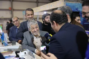 دکتر بیژن رنجبر رییس دانشگاه آزاد اسلامی در مراسم افتتاحیه سومین دوره نمایشگاه فناوری و نوآوری فن نما 1404