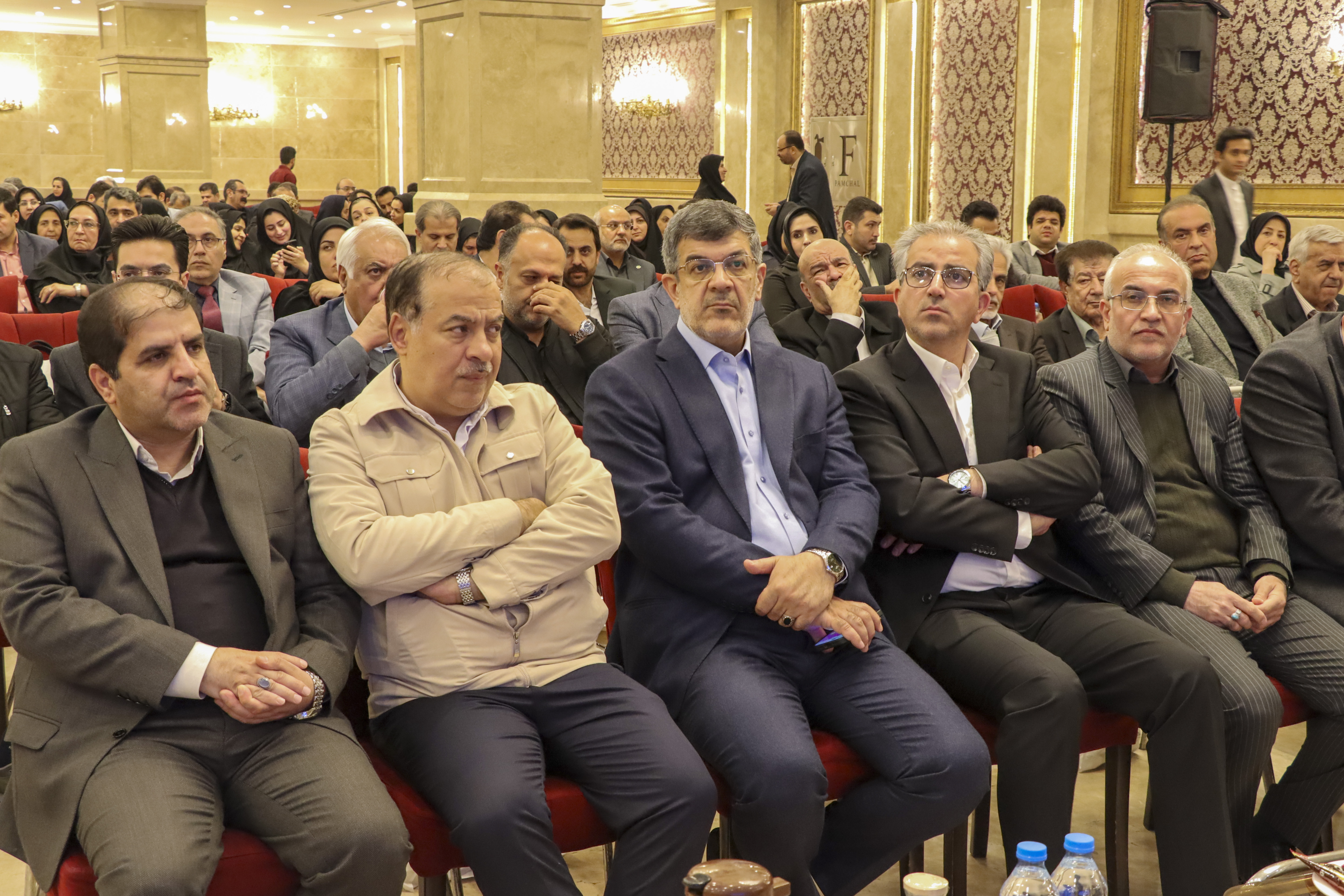 کارآفرینان، اساتید واقعی دانشگاه هستند