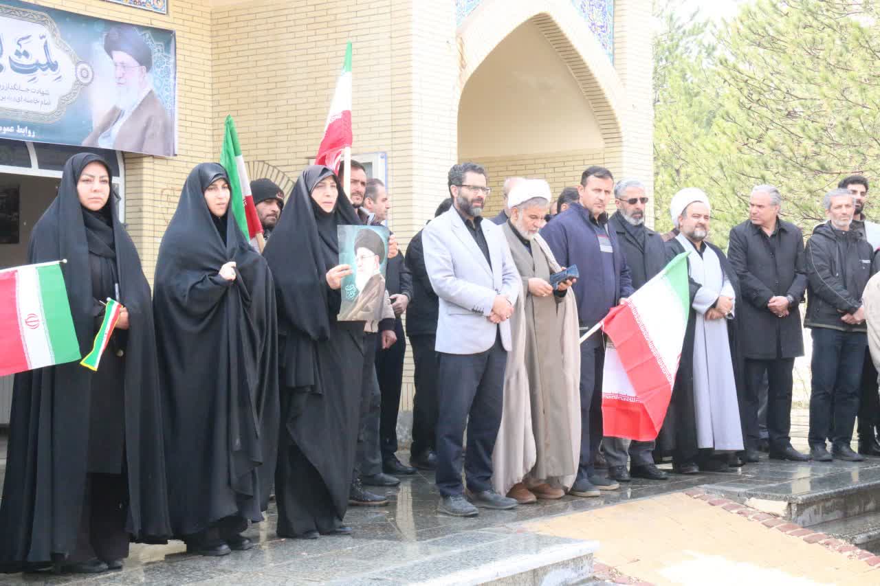 خروش دانشگاهیان دانشگاه آزاد اسلامی در حمایت از فاتحان خیبر/ موکب «مقاومت و پیروزی» در سراسر کشور برپا شد