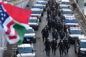 آتش اعتراضات در لس آنجلس