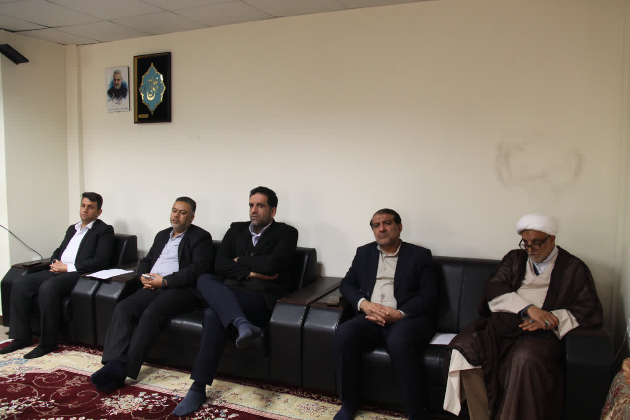 تبیین در برابر هجمه؛ تقویت «امید» و «بصیرت» در جامعه با نقشآفرینی دانشگاه آزاد تبیین در برابر هجمه؛ تقویت «امید» و «بصیرت» در جامعه با نقشآفرینی دانشگاه آزاد