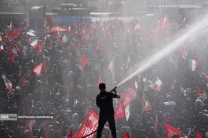 مراسم اقامه نماز بر پیکر امام شهید امت