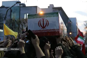 تشییع پیکر شهیدان لاریجانی، سلیمانی و شهدای ناو دنا