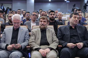 تجلیل از تیم&zwnj;های قهرمان دانشگاه آزاد اسلامی با حضور دکتر بیژن رنجبر