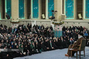 دیدار هزاران نفر از زنان و دختران با رهبر معظم انقلاب
