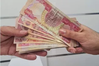 دستورالعمل فروش ارز اربعین ابلاغ شد؛ سهم هر زائر ۲۰۰ هزار دینار عراق