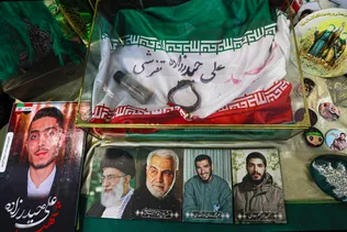 دیدار دانشگاهی با خانواده شهید علی حیدرزاده/ در مسلخ عشق جز نکو را نکشند! +فیلم