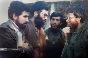  مجاهد خستگی&zwnj;ناپذیر - رهبر شهید امام خامنه&zwnj;ای 
