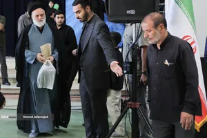 مراسم چهلم &laquo;رهبر شهید انقلاب&raquo; در تهران