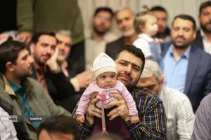 دیدار هزاران نفر از مداحان و ستایشگران اهل بیت(ع) با رهبر معظم انقلاب