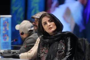 رها خدایاری در نشست خبری فیلم سینمایی آبستن