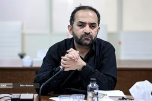 دکتر مجتبی سلطانی احمدی، تاریخ&zwnj;پژوه و دانشیار دانشگاه پیام نور