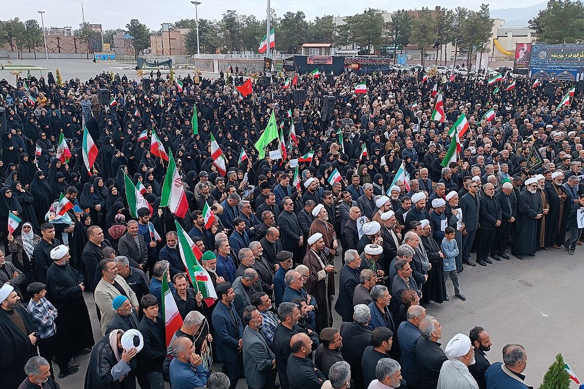 اجتماع سراسری «میثاق با امام شهید امت و بیعت با رهبر منتخب خبرگان ملت» در استان‌ها/ سلام تمام‌قدِ به علمدارِ جدیدِ انقلاب/ گام بلند انقلاب در فصل سوم ولایت + فیلم و عکس