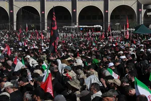 مراسم اقامه نماز بر پیکر امام شهید امت