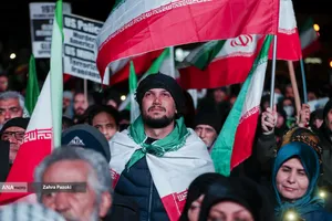 اجتماع بیعت مردم با رهبر سوم انقلاب اسلامی
