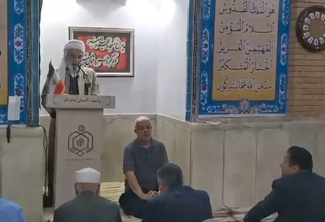 امام جمعه سنندج: امام خمینی(ره) شخصیتی آینده‌نگر بود و همواره دغدغه مردم را داشت