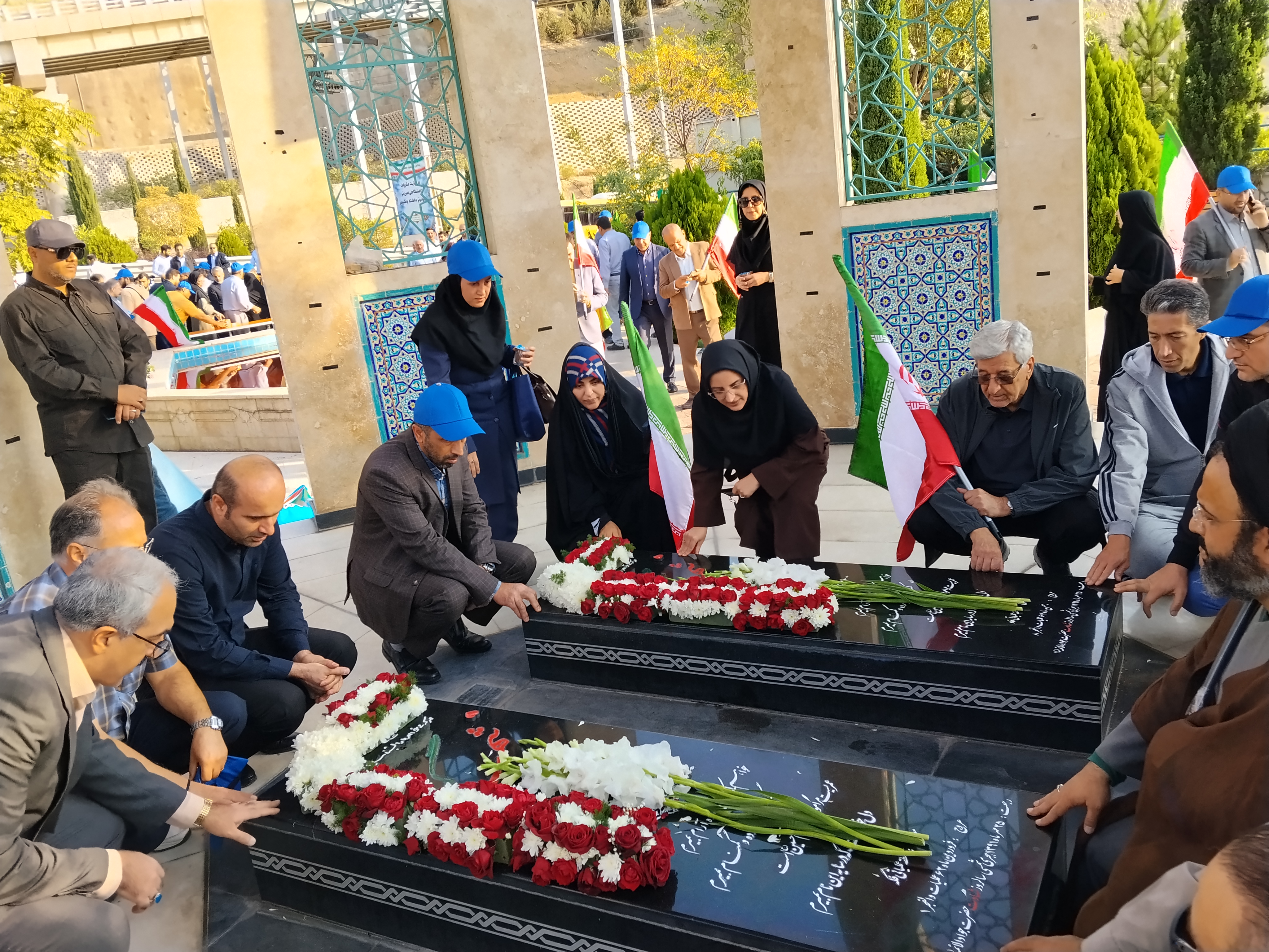 برگزاری مراسم پیادهروی دانشگاهیان دانشگاه آزاد به مناسبت هفته تربیت بدنی برگزاری مراسم پیادهروی دانشگاهیان دانشگاه آزاد به مناسبت هفته تربیت بدنی