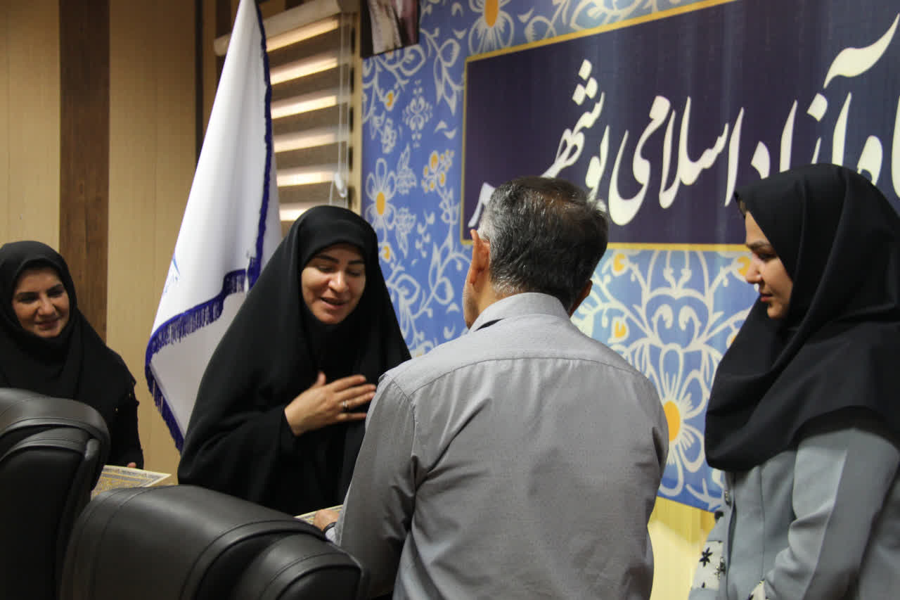 بررسی پیوند علم، معنویت و آموزش؛ استادان زمینه‌ساز رشد فکری و معنوی دانشجویان هستند