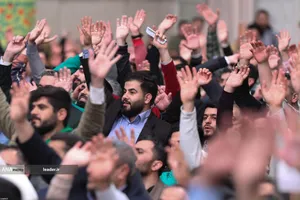 دیدار هزاران نفر از مداحان و ستایشگران اهل بیت(ع) با رهبر معظم انقلاب