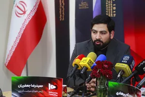 حمیدرضا جعفریان رییس شورای سیاست گذاری در نشست خبری پانزدهمین جشنواره بین المللی فیلم 100