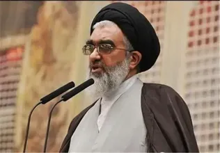 حضور مردم، پاسخ قاطع به توطئه دشمن است/همه باید در مسیر ولایت حرکت کنند