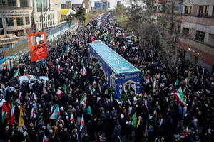 تشییع پیکر شهیدان لاریجانی، سلیمانی و شهدای ناو دنا

