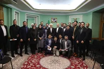 دیدار عارف با نمایندگان دانشجویان ایرانی دانشگاه‌های روسیه