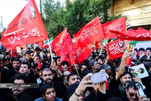 تشییع پیکر مطهر آقای شهید ایران و خانواده ایشان در مشهد