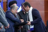 از کافه کارآفرینی تا خط تولید انبوه؛ وقتی دانشگاه آزاد «تئوری» را به «صنعت» گره می‌زند