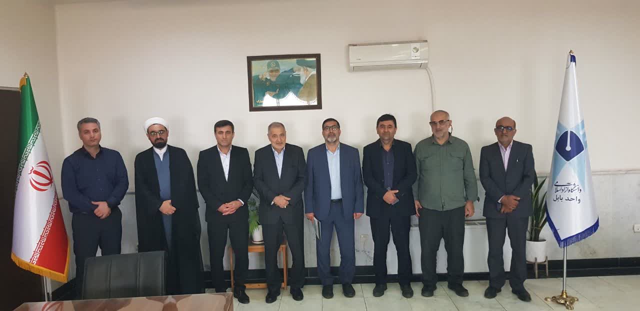 شهید طهرانچی علم، عمل، تقوا و پارسایی را در کنار هم داشت
