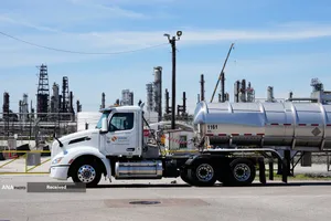 بحران بی سابقه مالی در آمریکا و جهان بدلیل هزینه جنگ و انسداد تنگه هرمز