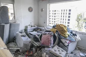 تصاویری از منزل مسکونی و محل شهادت دکتر محمدمهدی طهرانچی، دانشمند هسته ای و رئیس دانشگاه آزاد اسلامی،به همراه همسرش در مجتمع اساتید، میدان کتاب در حمله رژیم صهیونی به برخی مناطق و منازل مردم، شهروندان و دانشمندان هسته ای کشورمان در جریان جنگ تحمیلی دوازده روزه