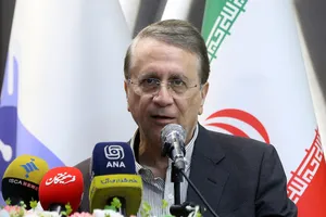 مراسم روز پرستار در بیمارستان حضرت امیرالمومنین(ع) با حضور رییس دانشگاه آزاد اسلامی