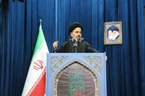 امام جمعه ارومیه: اهانت و تهدید رهبر انقلاب توسط ترامپ پذیرفتنی نیست