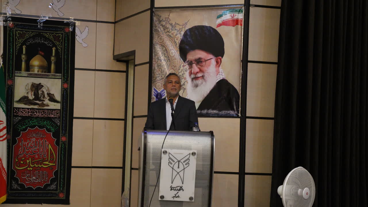 قطار دانشگاه آزاد گنبدکاووس بر ریل سند تحول و تعالی/دانشگاه آزاد محور تحول علمی و فرهنگی منطقه است قطار دانشگاه آزاد گنبدکاووس بر ریل سند تحول و تعالی/دانشگاه آزاد محور تحول علمی و فرهنگی منطقه است