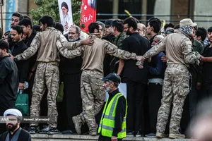مراسم وداع با رهبر شهید انقلاب حضرت آیت الله سیدعلی خامنه&zwnj;ای (ره) و خانواده ایشان