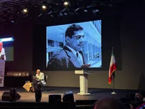 «در بارانداز» کتاب جدیدی که درباره جهان‌پهلوان تختی منتشر شد