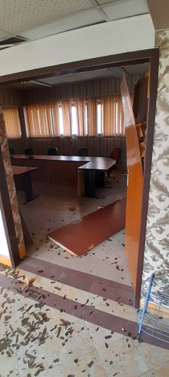 تخریب جدی فدراسیون تیراندازی در پی حملات وحشیانه آمریکا و رژیم صهیونیستی به تهران+ تصاویر