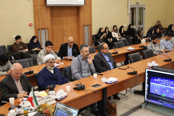 دانشگاهها باید جوانانی دارای مهارت، خلّاق و آماده ورود به بازار کار تربیت کنند دانشگاهها باید جوانانی دارای مهارت، خلّاق و آماده ورود به بازار کار تربیت کنند