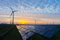 دلیل ورود دولت به واردات تجهیزات خورشیدی و نیروگاه‌داری/جای خالی خصوصی‌ها در سرمایه گذاری برای تولید