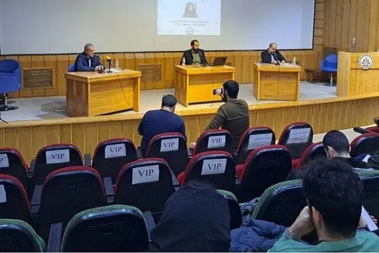 مناظره جنجالی علی خضریان با مسعود پزشکیان در دانشگاه صنعتی شریف