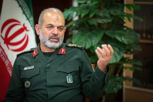 سرلشکر وحیدی: رزمندگان اسلام مسلح‌ترین ارتش تاریخ جهان را به زانو در آوردند