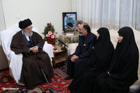 ناگفته&zwnj;هایی از صبر عجیب خانواده شهدا در کلام رهبر انقلاب