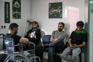 خدمت&zwnj;رسانی بیمارستان سیار برکت در عمود ۹۸۹ طریق الحسین