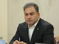 معزی‌فر: ترامپ عرضه انتخاب شهردار هم ندارد/مزدوران ورزشی نمی خواهد دایه مهربان تر از مادر برای مردم شوند