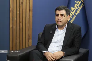 &laquo;علیرضا زارعی&raquo; استاد نمونه دانشکده ریاضی دانشگاه شریف در جنگ رمضان